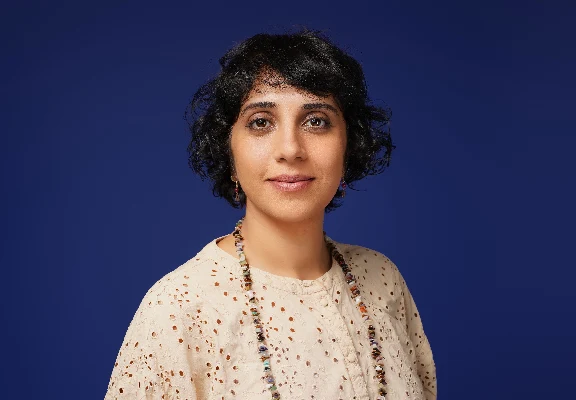 Porträt von Ava Majd Khorram zadeh Esfahani